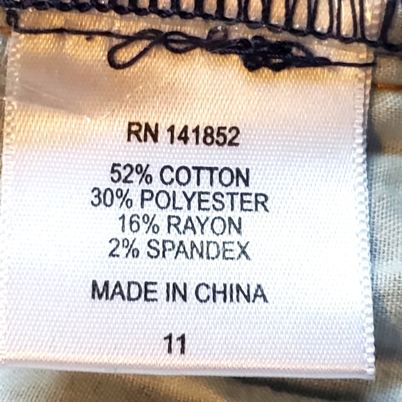 Denim Society Western Embroidered Shorts sz 11 EUC - Picture 6 of 9